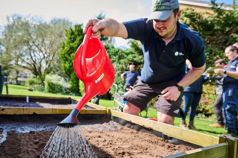 Orbit team watering garden planter Orbit team watering garden planter